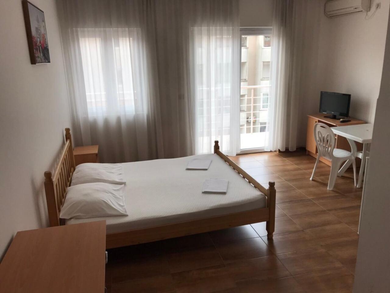 Apartmani Franeta Budva Buitenkant foto