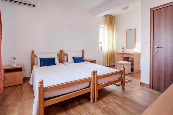Apartmani Franeta Budva Buitenkant foto