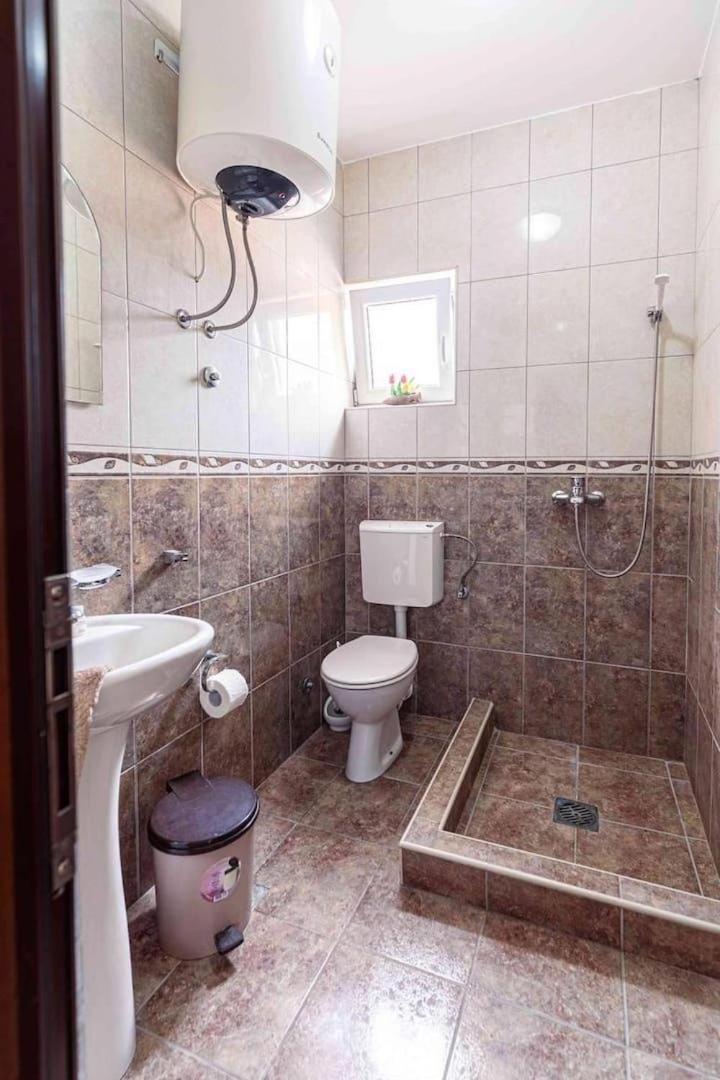 Apartmani Franeta Budva Buitenkant foto