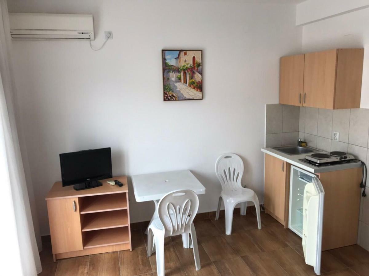 Apartmani Franeta Budva Buitenkant foto